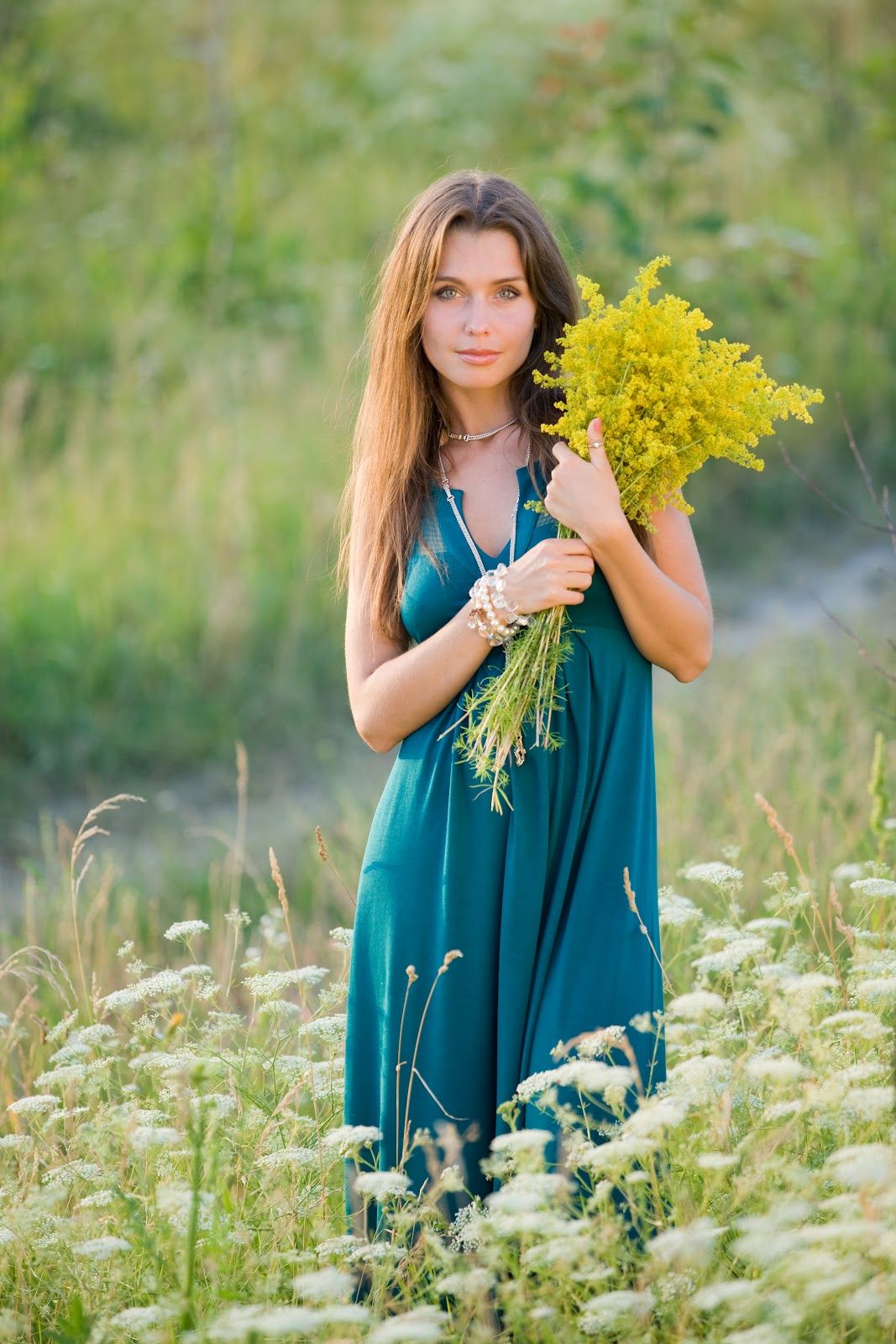 Slavic women in Jinzhou