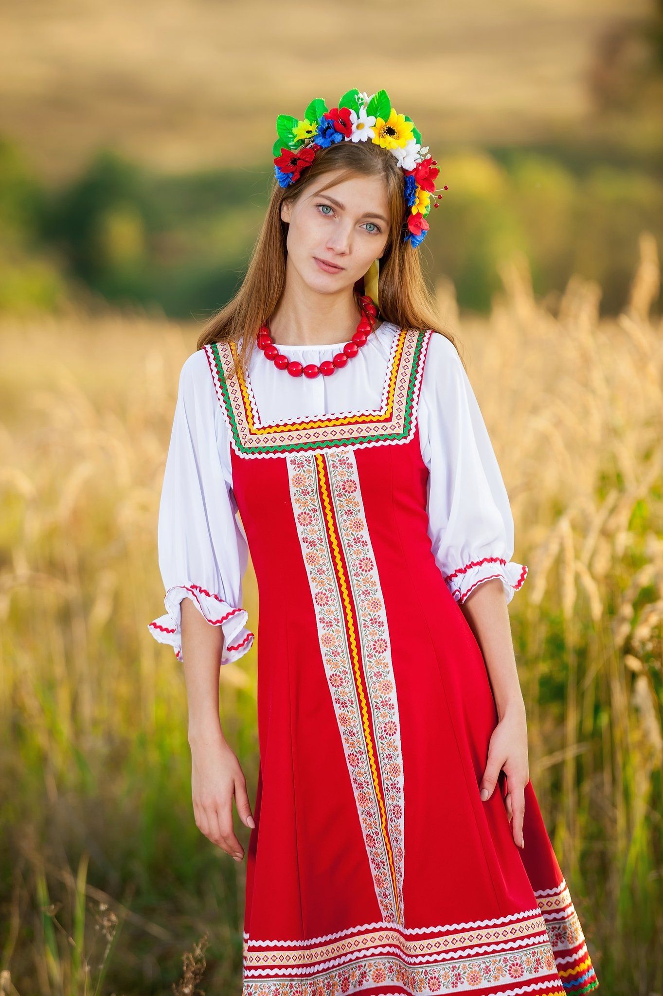 Women in Slavic costumes in Jinzhou