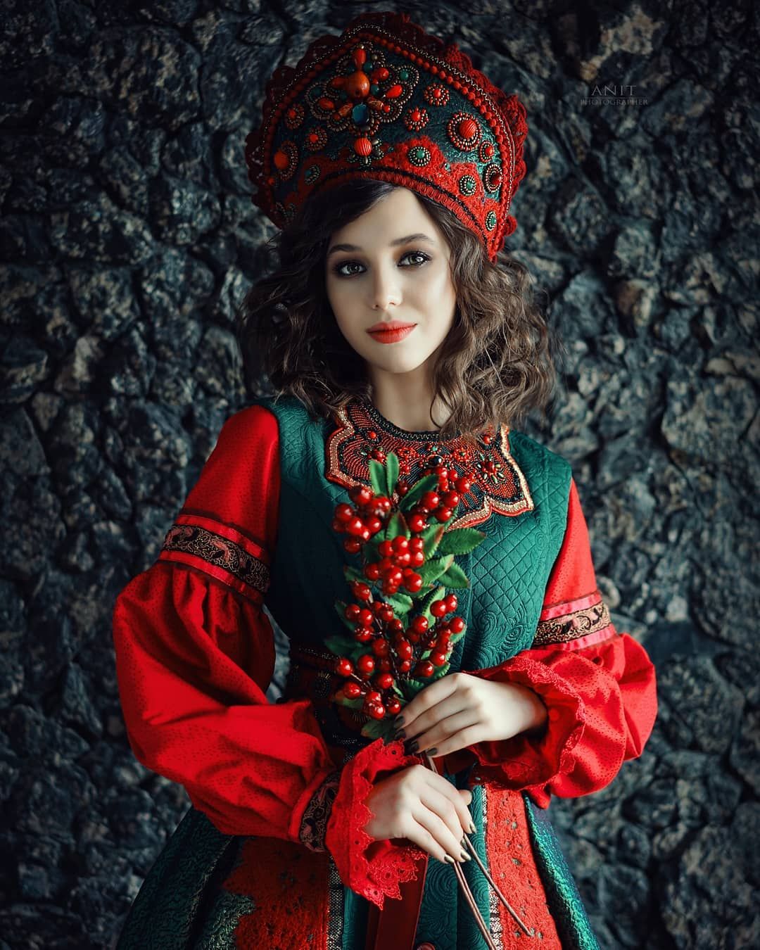 Nude girl Women in Slavic costumes in Jinzhou