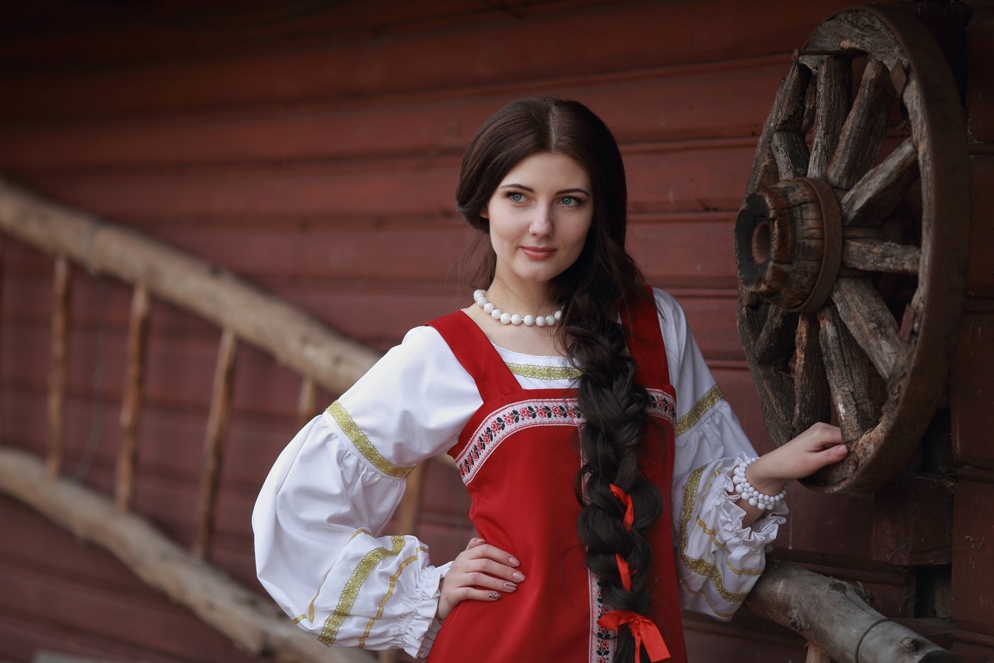Girls in Slavic costumes in Jinzhou