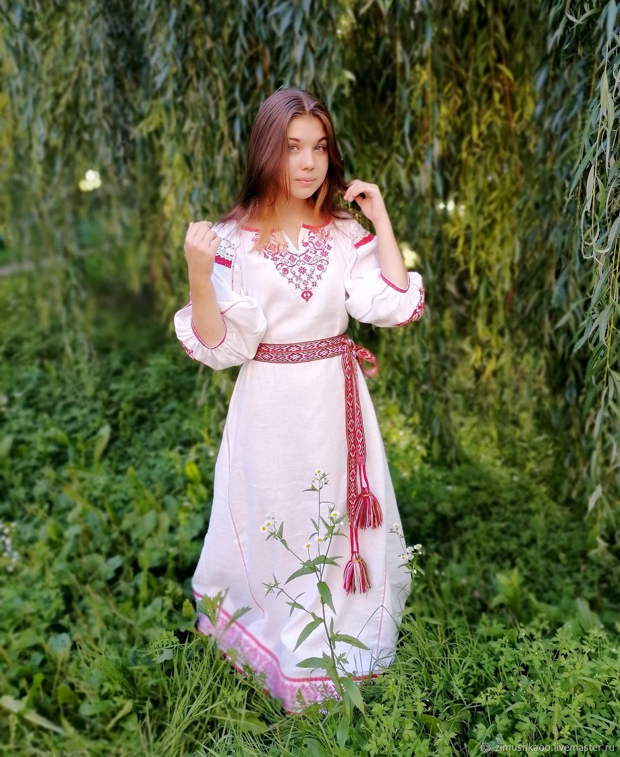Girl Girls in Slavic costumes in Jinzhou