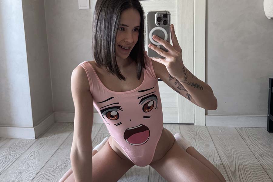 Model Tina in Jinzhou